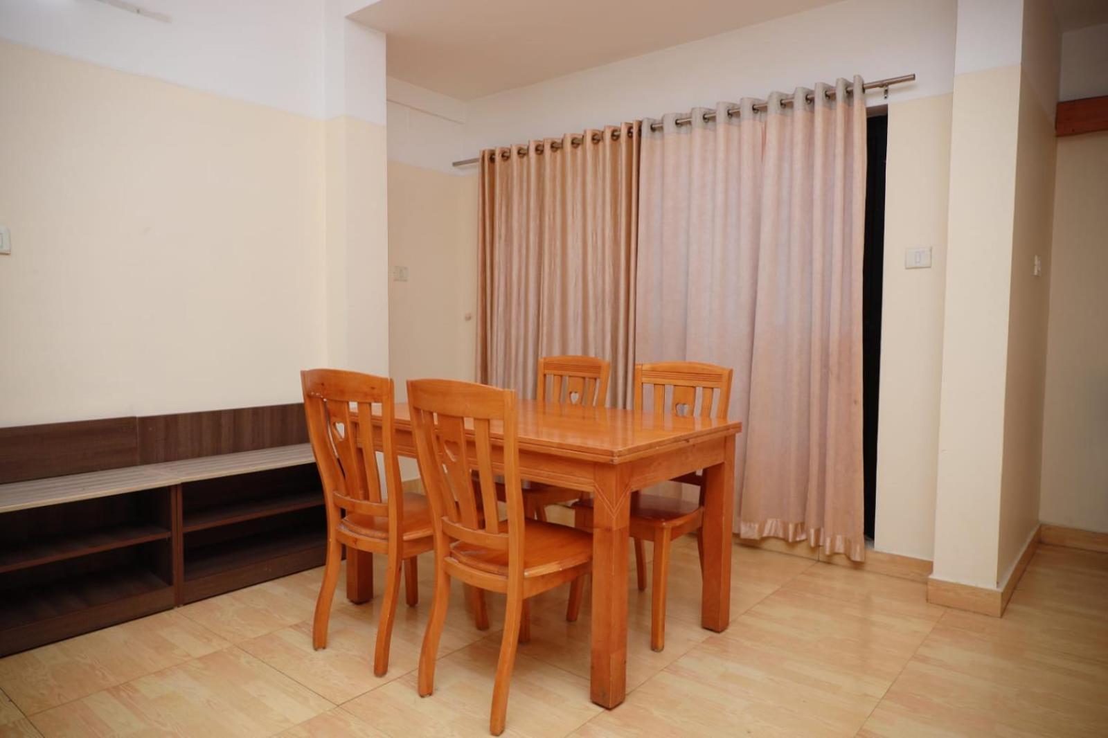 Hotel Tayas Trippapur Экстерьер фото